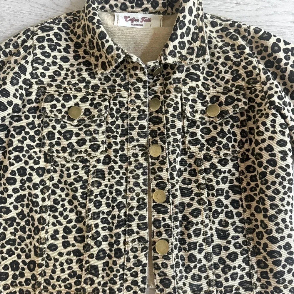 Coffee Talk girls Cheetah print raw hem jeans jacket 5T